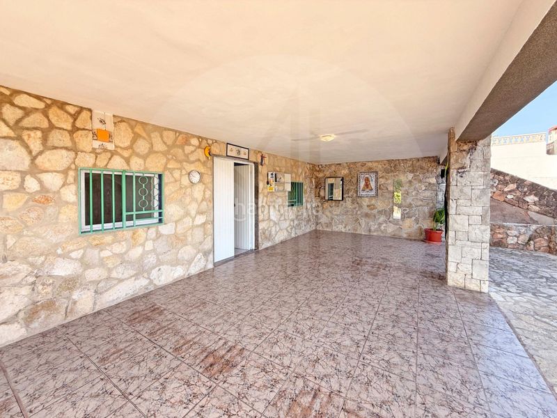 Foto e8789d7a-f0d4-4353-89a0-58c489f65e30. Xalet amb calefacció aparcament piscina a Doctor Palos - Alto Palancia Sagunt