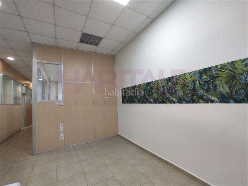 Foto 03666847-d360-4cb2-a38f-49b3d91f4631. Local comercial a Barrio de Patraix Valencia
