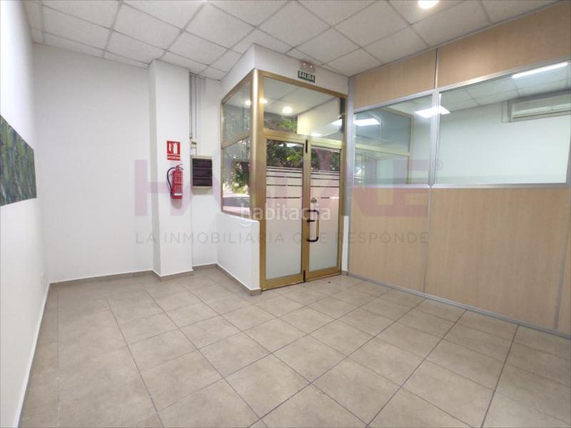 Foto 2ff1172a-e22e-49c6-8731-874190bf7e70. Local comercial a Barrio de Patraix Valencia