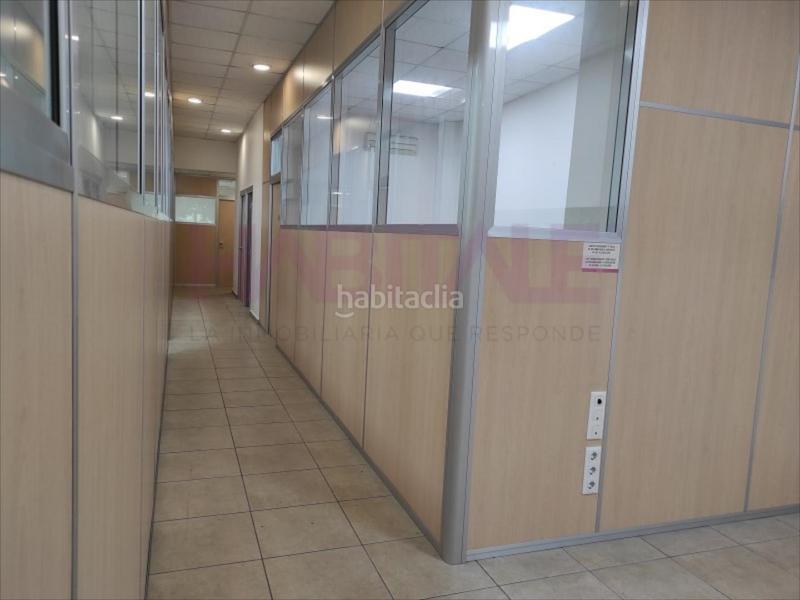 Foto 362ab401-efcf-4e30-9226-4beb931eb5bd. Local comercial a Barrio de Patraix Valencia