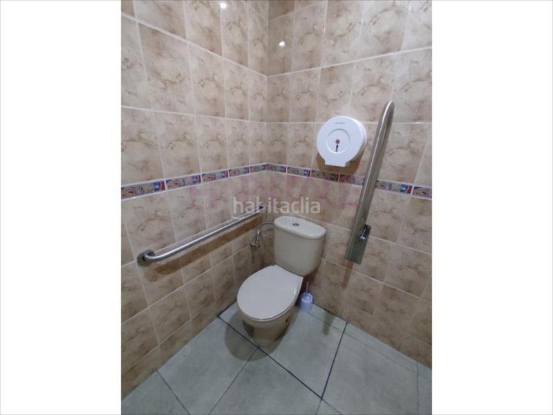 Foto fca2c7d5-2c26-4b39-8d7d-00a6787a183f. Local comercial a Barrio de Patraix Valencia