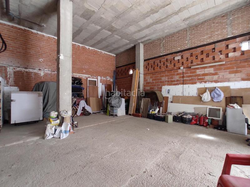 Foto 9d7d38f2-3257-4db4-864a-aea044dfd35c. Rent business premise in Ausias March Alboraya