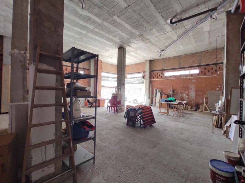 Foto ced690f6-73dc-42d6-ae90-46dadb2c6581. Rent business premise in Ausias March Alboraya