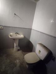 Lloguer Local Comercial a Sant Antoni. .oportunidad exclusiva.se alquila local comercial, en bruto, a r