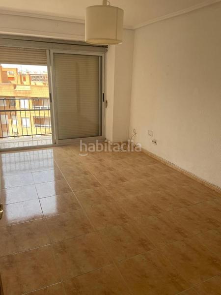Foto 7fd9c16e-02b3-4f1b-a2e7-4f51d2c1f984. Apartamento se vende acogedor inmueble en el distrito de benicalap, próximo al estadio nou mestalla club de fútbol sad y junto a la en Valencia