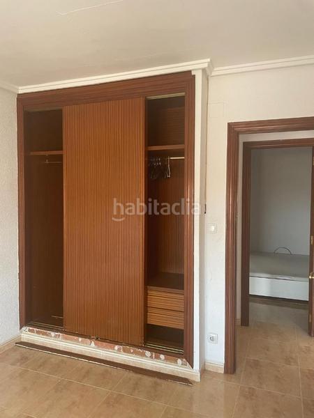 Foto da1a690f-55e4-41aa-94c8-946924eb48d9. Apartamento se vende acogedor inmueble en el distrito de benicalap, próximo al estadio nou mestalla club de fútbol sad y junto a la en Valencia
