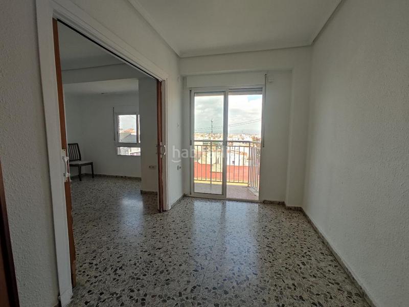 Foto 150df44c-b2e8-4620-be51-2234ee813da2. Piso .oportunidad exclusiva.luminoso y soleado inmueble en venta en la saïdia, en el barrio de Tormos.consta de 90 m. de superficie con en Valencia