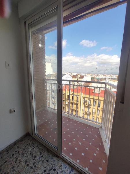 Foto 8f6919f6-8091-45c3-975f-fc1a58b6e59f. Piso .oportunidad exclusiva.luminoso y soleado inmueble en venta en la saïdia, en el barrio de Tormos.consta de 90 m. de superficie con en Valencia