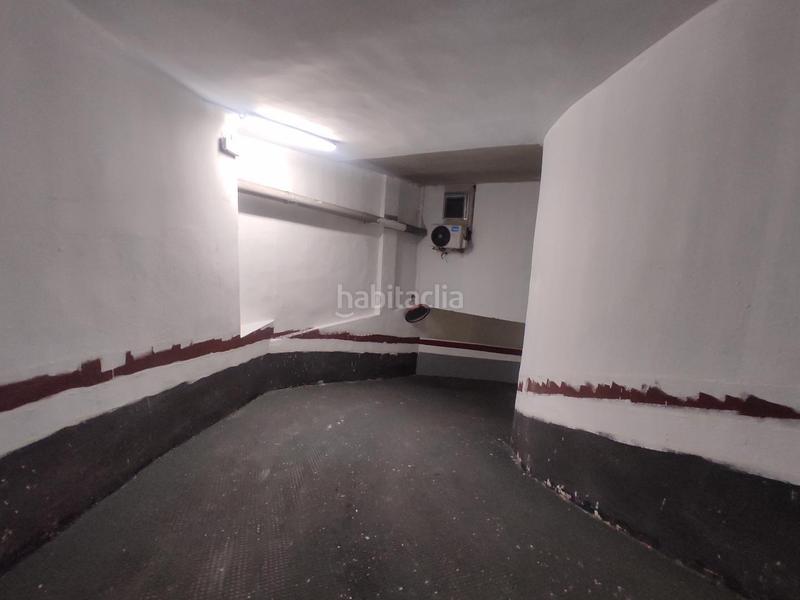 Foto 3604e9a2-6d62-4122-873b-2480adc45a61. Parking voiture dans El Carme Valencia