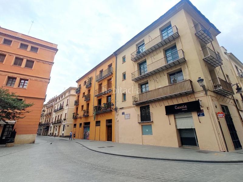 Foto 4d9dd839-8e6f-4f06-ab3c-ad4a57e1fe18. Parking voiture dans El Carme Valencia