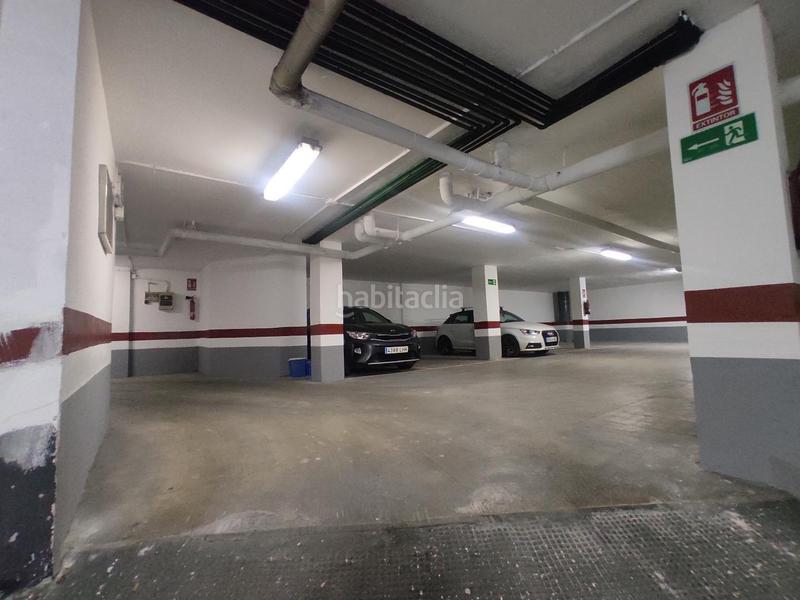 Foto 599f3c39-859d-4b42-b42b-e2f0e596323a. Parking voiture dans El Carme Valencia