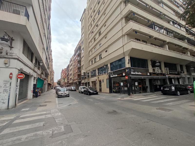 Foto adf381fe-7f72-428c-acfd-f2e9c7fdcd6f. Parking voiture dans El Carme Valencia