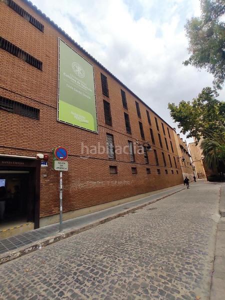 Foto ce5cbf89-0335-43ee-950a-95271e0712b3. Parking voiture dans El Carme Valencia