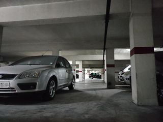 Parking voiture à La Constitución-Canaleta. Plaza de garaje en venta en mislata.