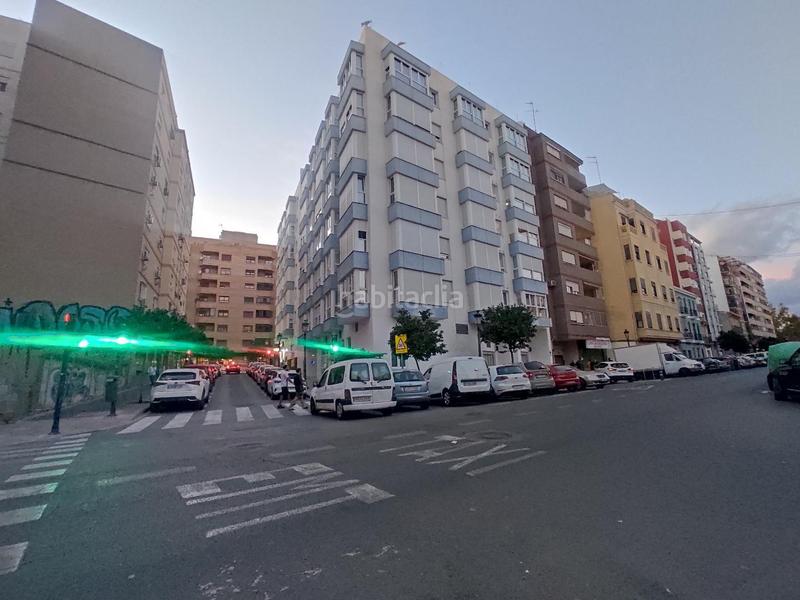 Foto c0548cbb-707a-4ea9-beb1-b086cb7ceea4. Local comercial .oportunidad exclusiva.se vende local comercial, ubicado en planta baja, en la calle de sagunto, en el distrito de la saïdia, en e en Valencia