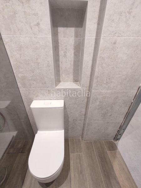 Foto db513920-7b3b-4d09-a715-6e3bc79a4a08. Local comercial .oportunidad exclusiva.se vende local comercial, ubicado en planta baja, en la calle de sagunto, en el distrito de la saïdia, en e en Valencia