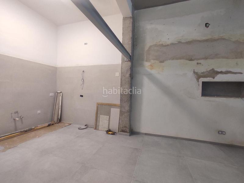 Foto ea1aacbd-ef17-41d2-bdb4-2e092913bfc0. Local comercial .oportunidad exclusiva.se vende local comercial, ubicado en planta baja, en la calle de sagunto, en el distrito de la saïdia, en e en Valencia