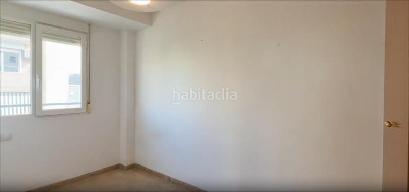 Foto 4a7fc3a2-af9a-42b1-8f60-a7bc93ec5e34. Affitto attico in Torrefiel Valencia