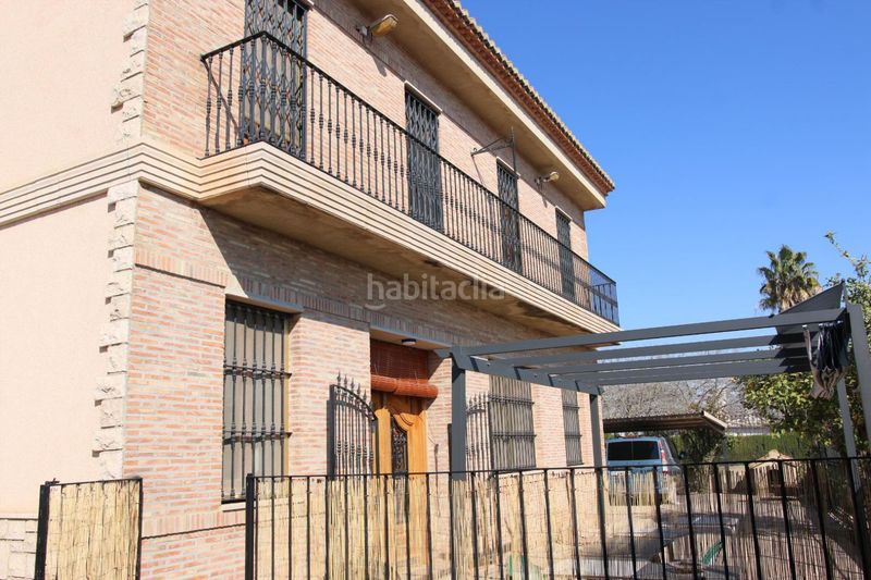 Foto c8798af6-53b9-41fa-90db-8a367066477c. Casa amb piscina a Saboya Alboraya
