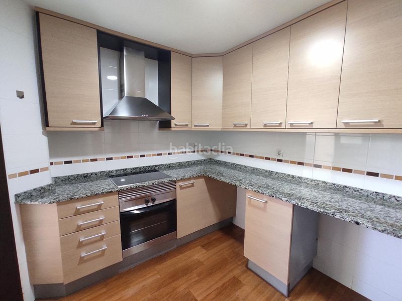 Foto 0b90d189-7469-4e4b-860e-824d4fd94812. Pis a Tormos Valencia