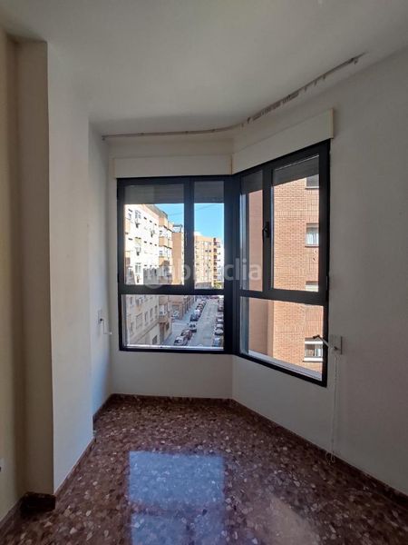 Foto 198d8a9b-be52-4f56-9b8f-f8213dbc081e. Pis a Tormos Valencia