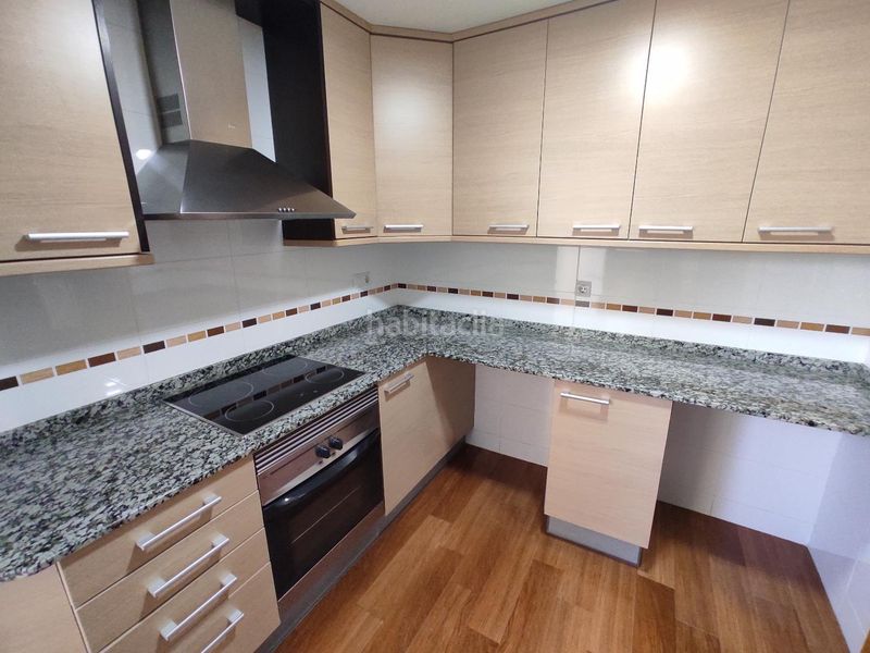 Foto e591dc86-9e45-4baa-929a-a099bbba33a4. Pis a Tormos Valencia