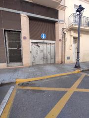 Autoparkplatz in Tormos. Plazas de garaje en venta en la saïdia