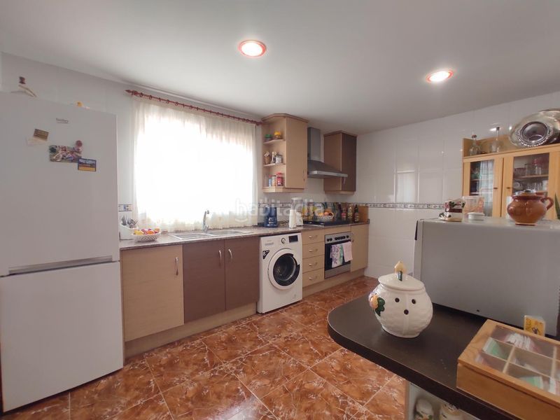Foto d03b2c8e-219b-4855-9fae-929a08b6b585. Casa amb piscina a Turís
