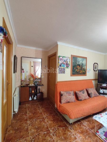 Foto d0defea8-d875-4fc4-a1ce-e18c8ee95c0f. Casa amb piscina a Turís