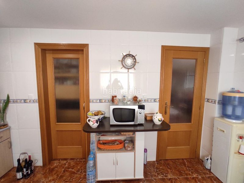 Foto f46862dd-d079-4c75-a788-db82e513afa1. Casa amb piscina a Turís