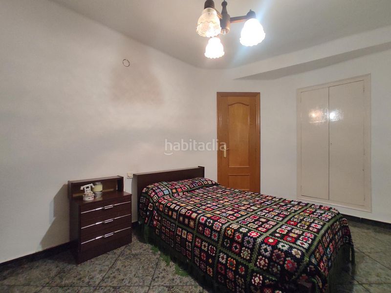 Piso inmueble exterior de cinco habitaciones y dos baños. en Valencia - Imagen 11