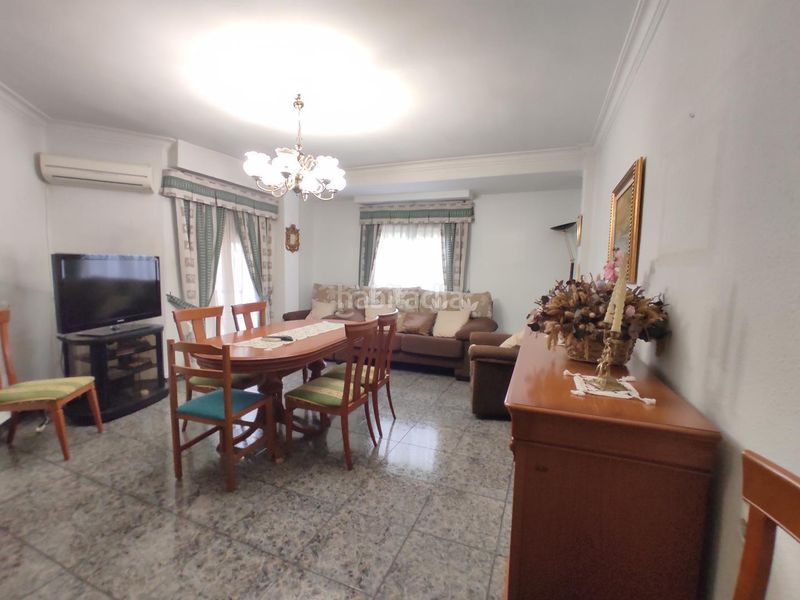 Piso inmueble exterior de cinco habitaciones y dos baños. en Valencia - Imagen 6