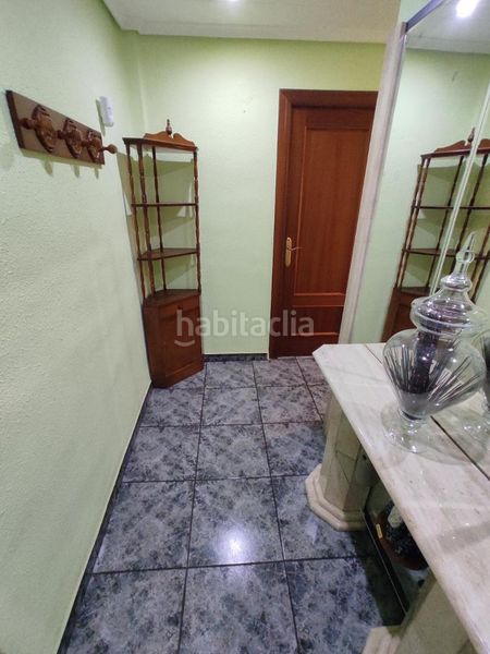 Foto 7c296b05-964c-4a65-9850-c7162a35fe2b. Piso inmueble reformado en edificio con ascensor. en Valencia