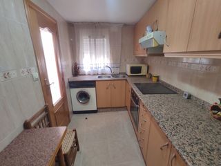 Casa adossada a Enguídanos. Casa en venta en enguídanos cuenca.