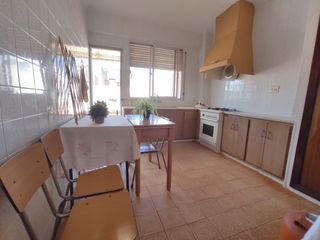 Lloguer Pis a Meliana. Piso en alquiler con  una terraza y  dos balcones