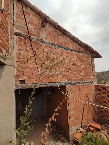 Foto 72d3195b-beb0-4d4f-8ada-1e0661d776b4. Casa adossada a Enguídanos