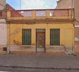Semi detached house in Foios. Casa de pueblo en suelo urbano consolidado