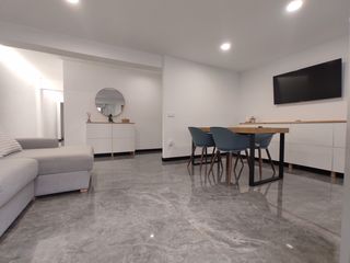 Etagenwohnung in Nou Moles
