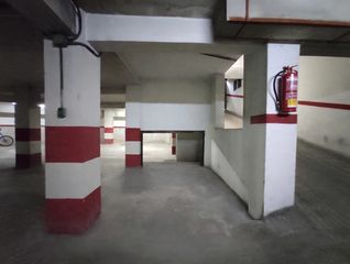 Aparcament cotxe a Morvedre
