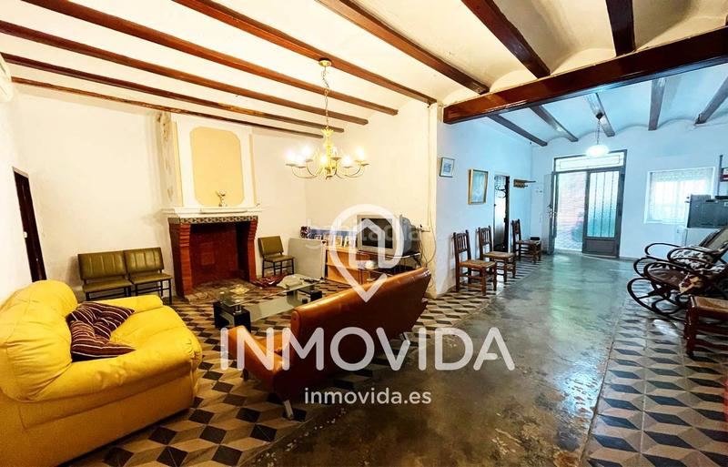 Foto 250867a8-dd42-4be2-980e-78a9af911114. Casa en carrer sant roc 60 en Barxeta