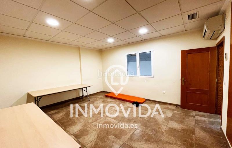 Foto 11e4cc37-749d-4989-b0d6-6f2f18071b7f. Capannone industriale in calle vial 1 5b in Novetlè