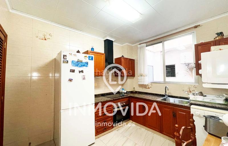 Foto 2b56c4ba-7968-4828-b6c8-927f88d5f16f. Maison avec cheminée dans Rafelguaraf