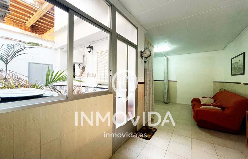 Foto 3d8690c6-c9c5-4889-a1c4-f6524548aa00. Maison avec cheminée dans Rafelguaraf