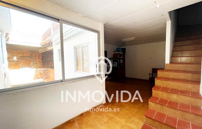 Foto eaf41d65-ca4e-40c0-86ce-db066cd43397. Maison avec cheminée dans Rafelguaraf