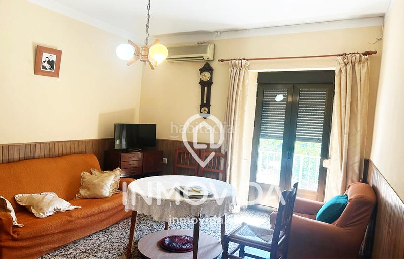 Foto 992a5fb3-f8e0-4be7-9be6-3c3596466b95. Maison avec parking dans Manuel