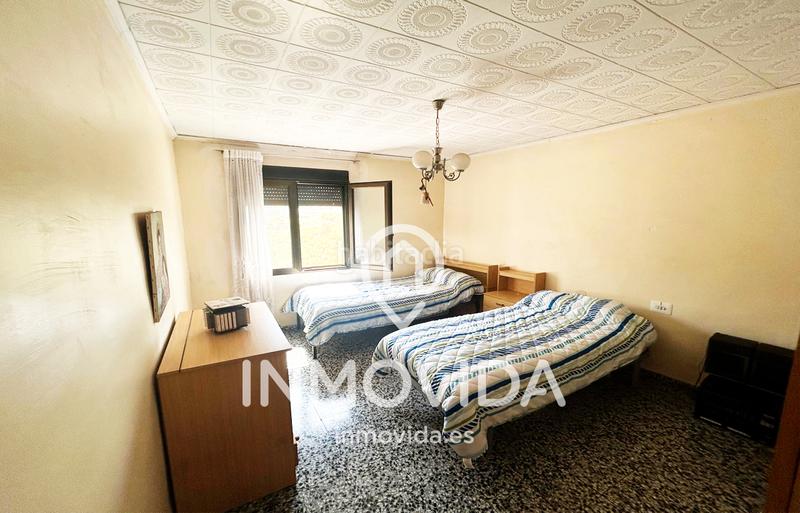 Foto ac20fc2a-3022-4009-bf86-ecf582b1ef9a. Maison avec parking dans Manuel