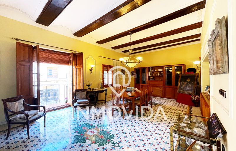 Foto 15b5dcd6-3d38-42e1-ac55-7abd4f94020c. Casa amb aparcament a Xàtiva
