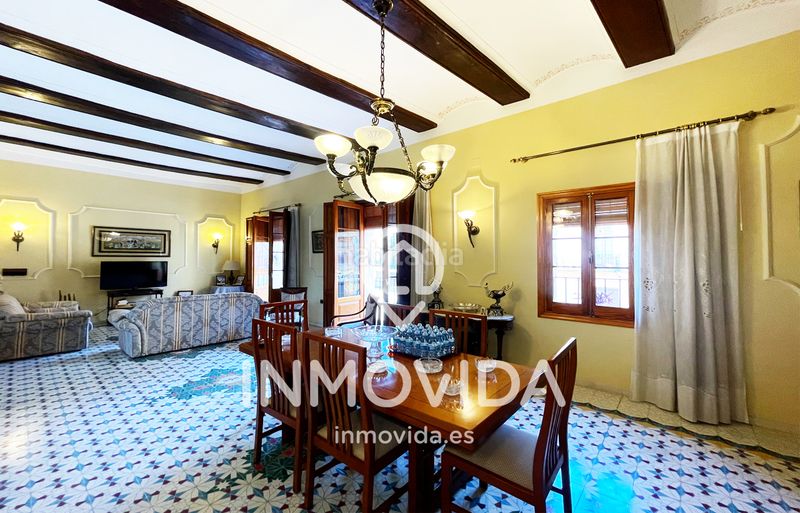 Foto 6086da7b-689a-4d52-808a-ad03d05c0a74. Casa amb aparcament a Xàtiva