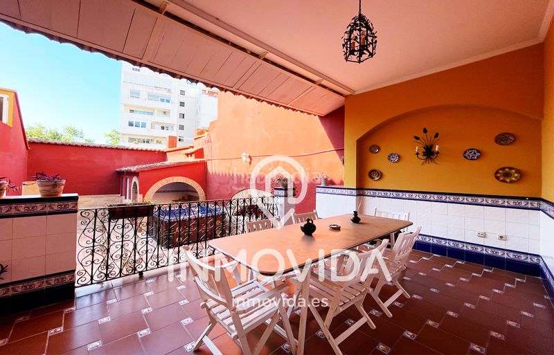 Foto 6c77d3e1-b705-4fa4-82ce-2179a808bbbf. Casa amb aparcament a Xàtiva
