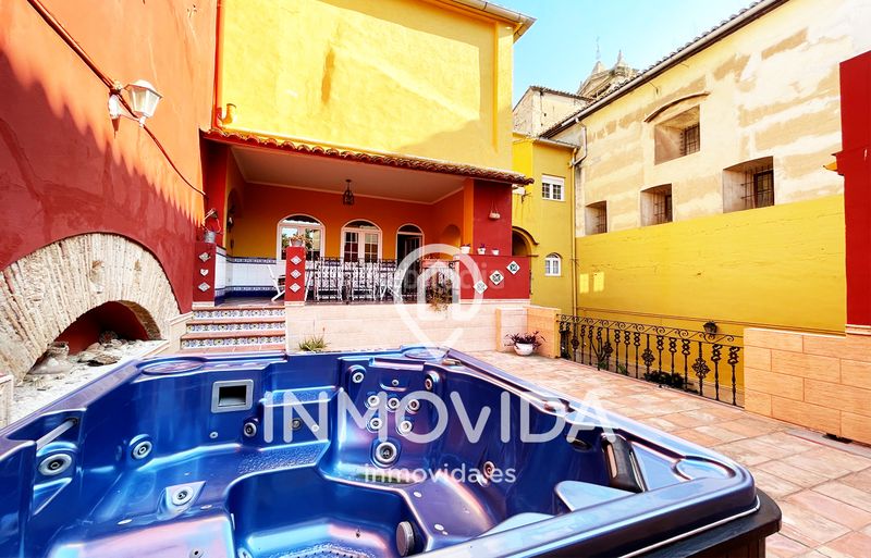Foto ad533822-4957-413b-ac36-a8deb50e0000. Casa amb aparcament a Xàtiva